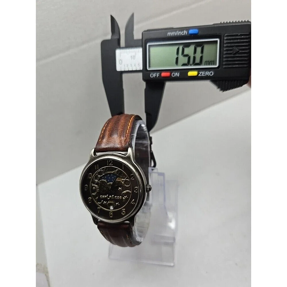 LA Express Moon And Stars Quartz Watch Day Night Date Brown Leather New Battery